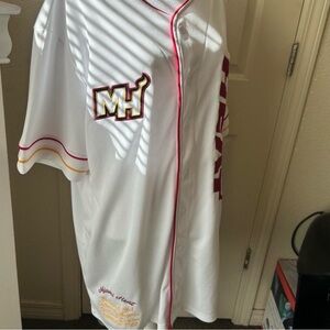 Aeropostale White and Red Men's Jersey